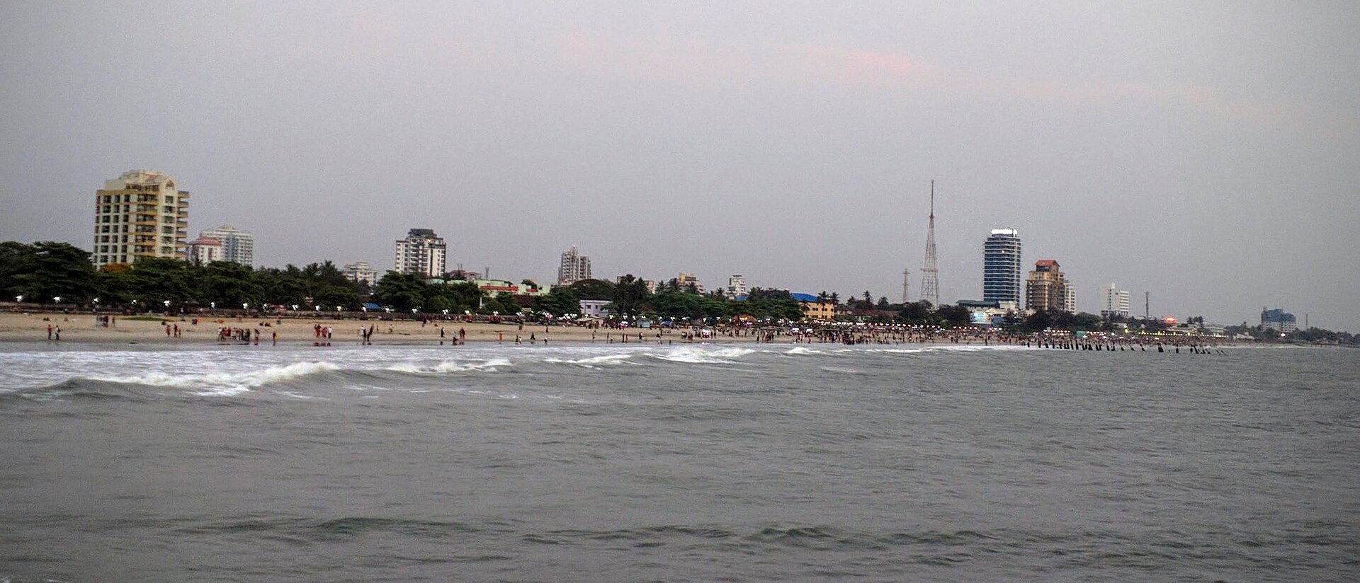 Kozhikode Beach Coastline — photograph by Sulyab Thottungal